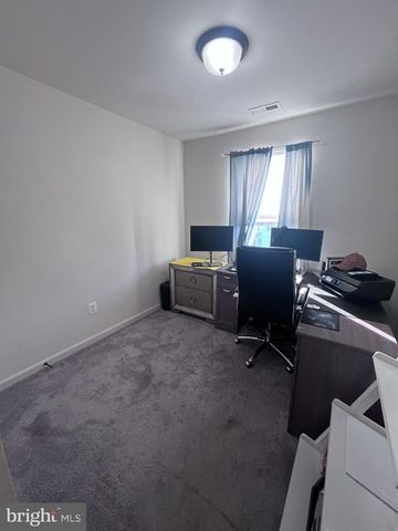 2429 DRAKE LN, Fredericksburg, VA 22408