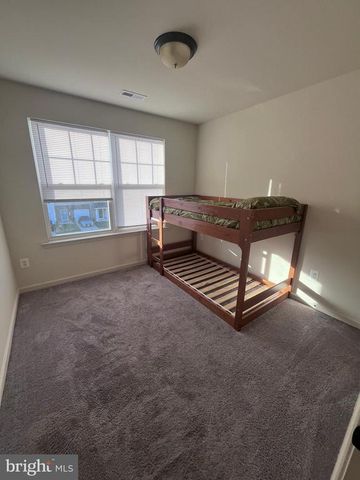 2429 DRAKE LN, Fredericksburg, VA 22408