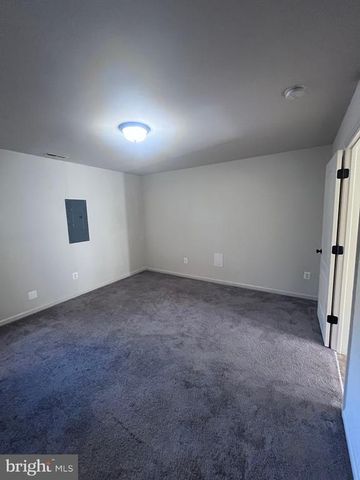 2429 DRAKE LN, Fredericksburg, VA 22408