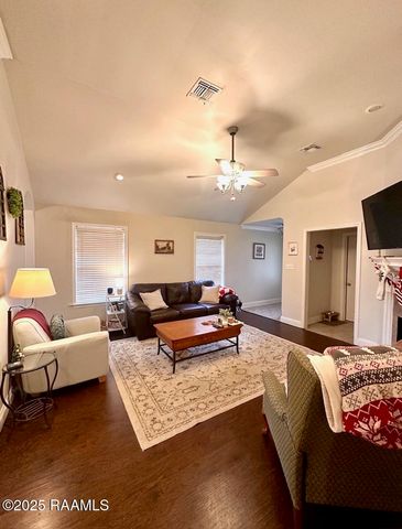 154 La Rue Vil, Lafayette, LA 70508