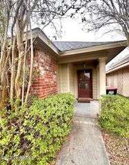 154 La Rue Vil, Lafayette, LA 70508
