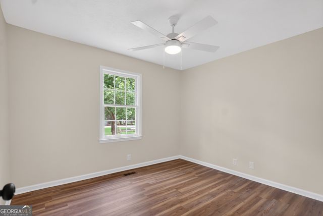 660 Bartley Road, Lagrange, GA 30241
