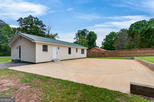 660 Bartley Road, Lagrange, GA 30241