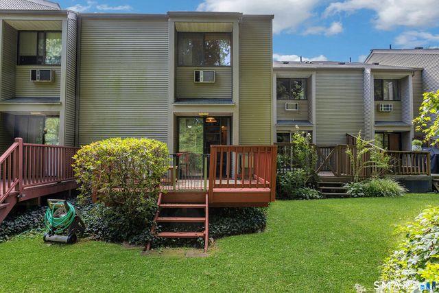 168 Belltown Road 46, Stamford, CT 06905