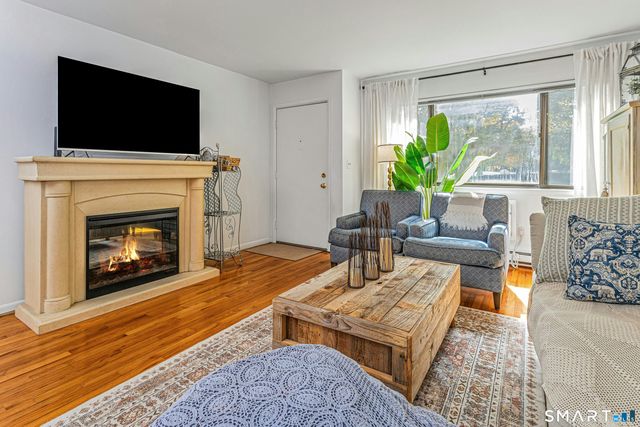 168 Belltown Road 46, Stamford, CT 06905