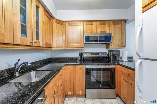 168 Belltown Road 46, Stamford, CT 06905