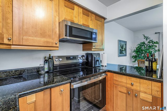 168 Belltown Road 46, Stamford, CT 06905