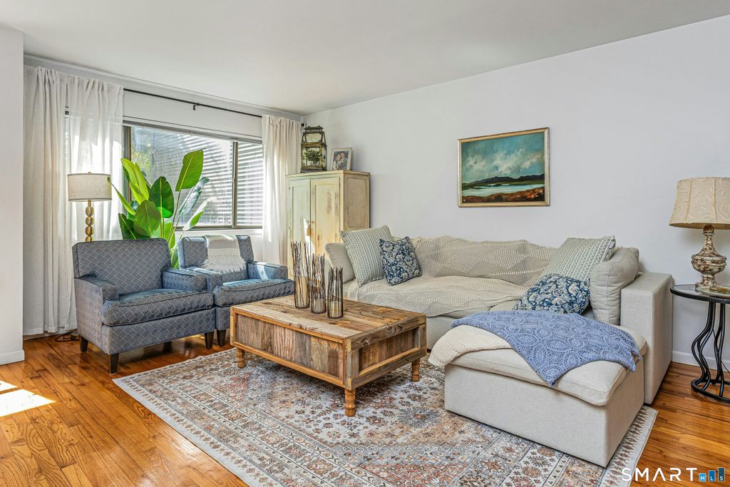 168 Belltown Road 46, Stamford, CT 06905