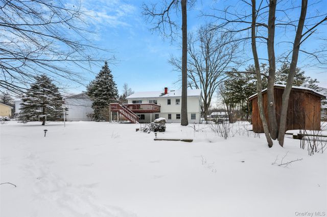 27 Rinne Road, Nanuet, NY 10954