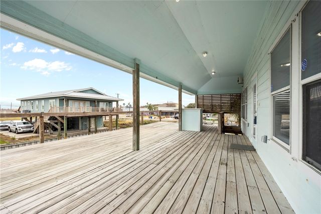 4033 Laguna Shores, Corpus Christi, TX 78418