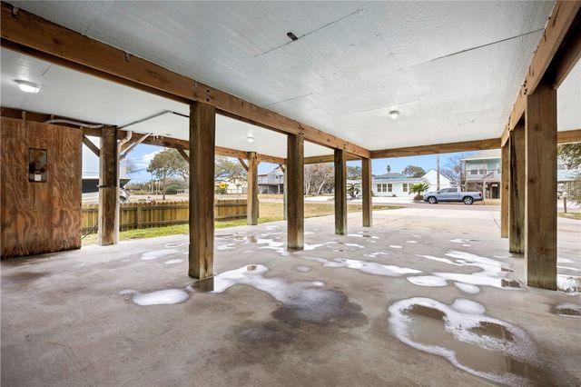 4033 Laguna Shores, Corpus Christi, TX 78418