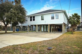 4033 Laguna Shores, Corpus Christi, TX 78418