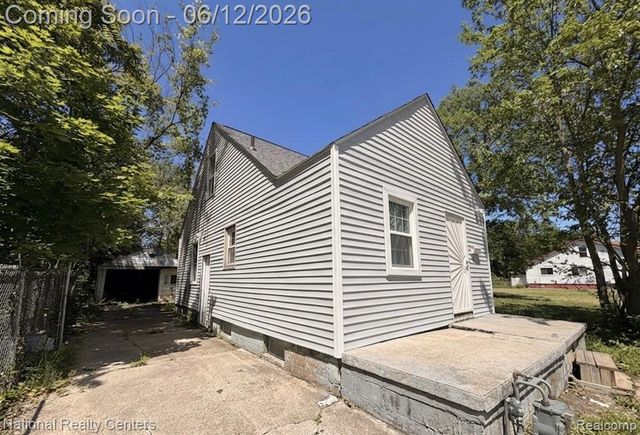 14821 Cedargrove Street, Detroit, MI 48205