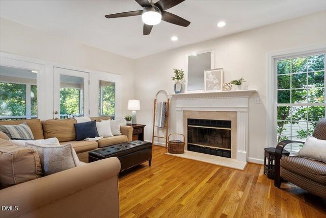 300 Parkgate Drive, Cary, NC 27519