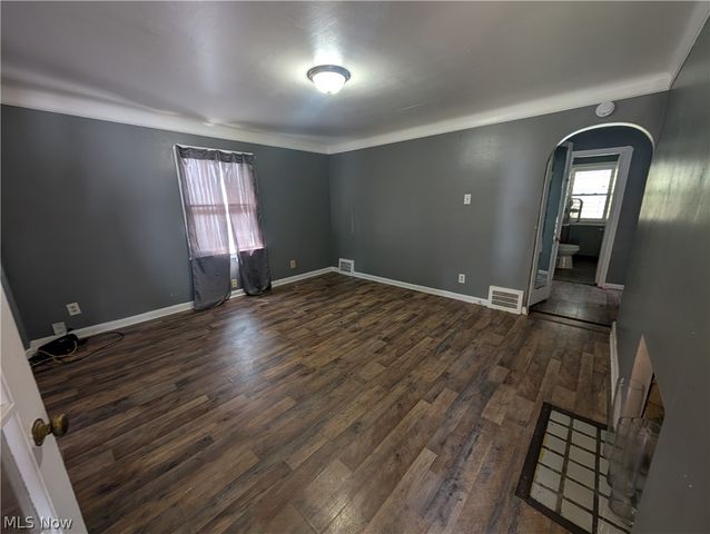 3880 E 154th Street, Cleveland, OH 44128