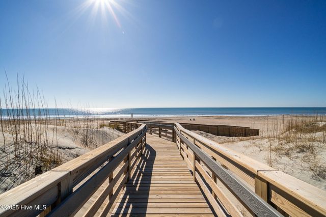 1904 E Fort Macon Road 236, Atlantic Beach, NC 28512