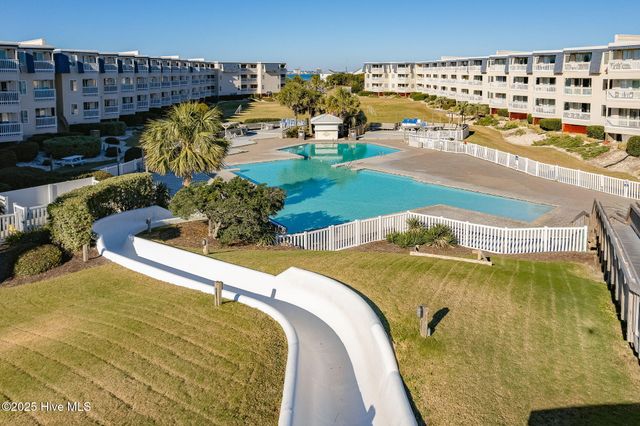 1904 E Fort Macon Road 236, Atlantic Beach, NC 28512