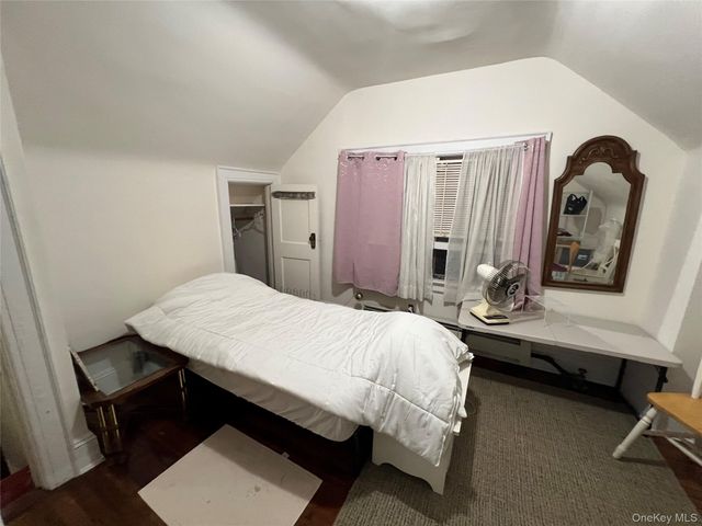 150-67 87 Avenue, Briarwood, NY 11432