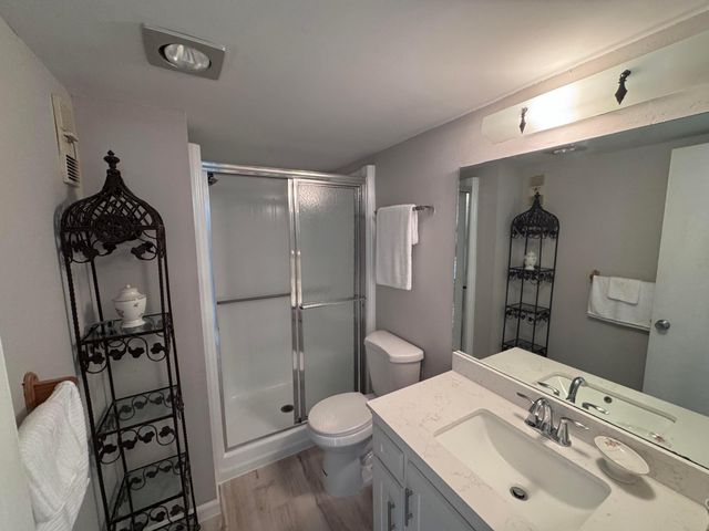 300 NE 26th Avenue 4030, Boynton Beach, FL 33435