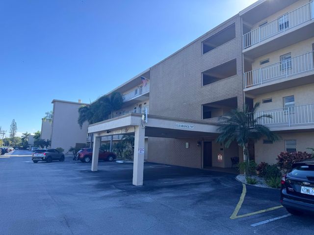 300 NE 26th Avenue 4030, Boynton Beach, FL 33435