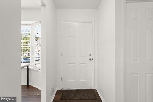8611 KELSO TER, Gaithersburg, MD 20877