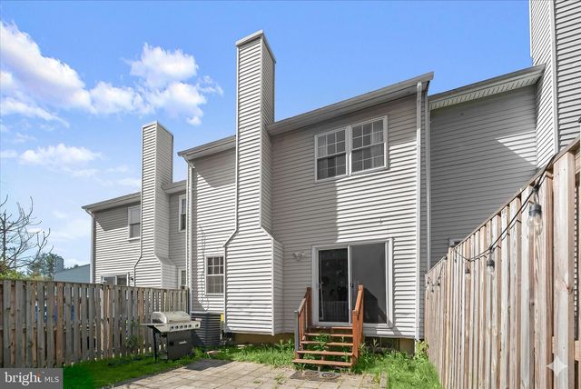 8611 KELSO TER, Gaithersburg, MD 20877