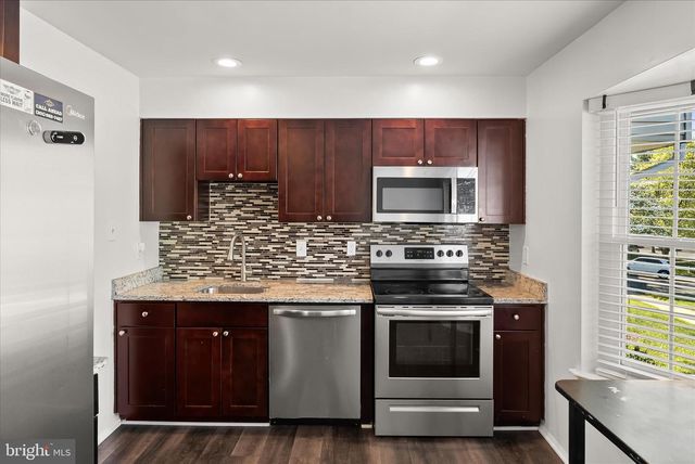 8611 KELSO TER, Gaithersburg, MD 20877