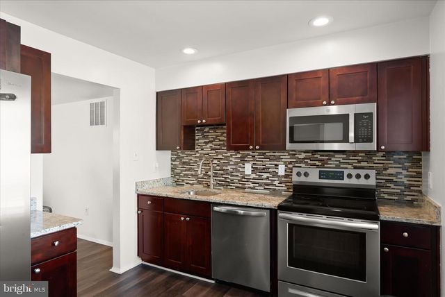 8611 KELSO TER, Gaithersburg, MD 20877