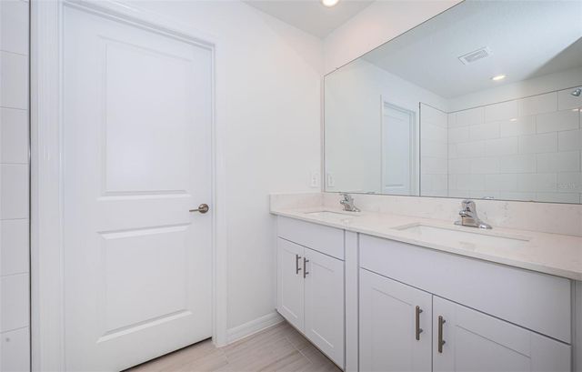 22310 BLAZING STAR RUN, Land O Lakes, FL 34637