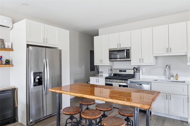 10290 Old Grand Beach Road, Update, IN 46360