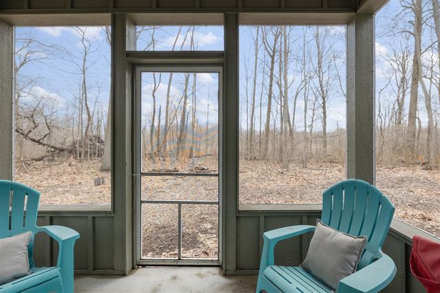 10290 Old Grand Beach Road, Update, IN 46360