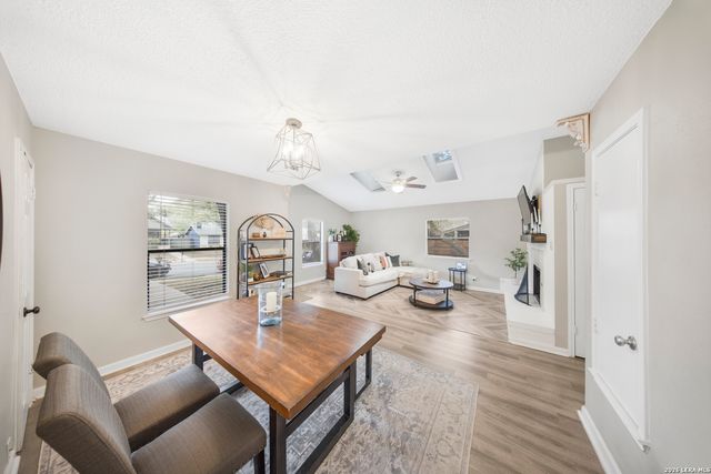 13623 High Chapel, San Antonio, TX 78231