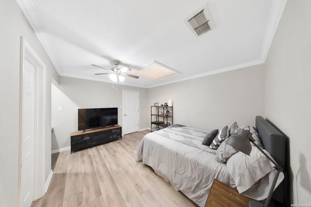 13623 High Chapel, San Antonio, TX 78231