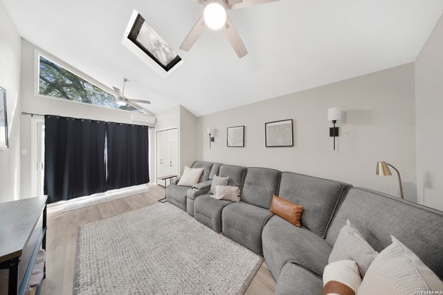 13623 High Chapel, San Antonio, TX 78231