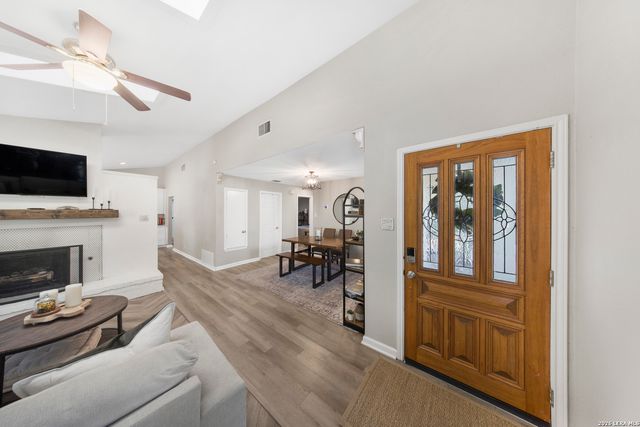 13623 High Chapel, San Antonio, TX 78231