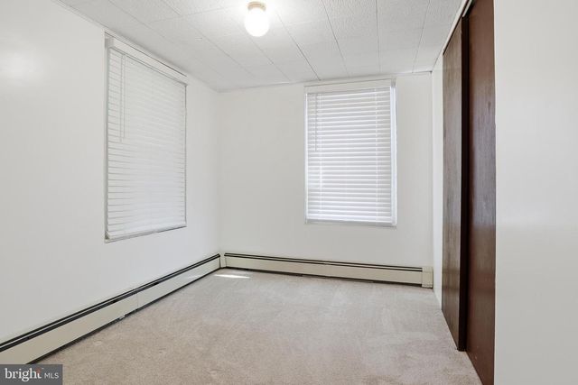 2152 CLOVERLEAF RD, Mount Joy, PA 17552