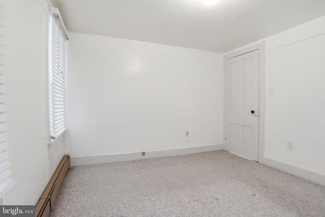 2152 CLOVERLEAF RD, Mount Joy, PA 17552