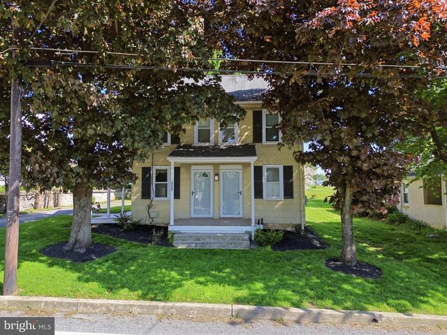 2152 CLOVERLEAF RD, Mount Joy, PA 17552