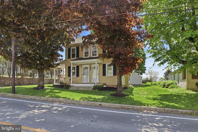 2152 CLOVERLEAF RD, Mount Joy, PA 17552