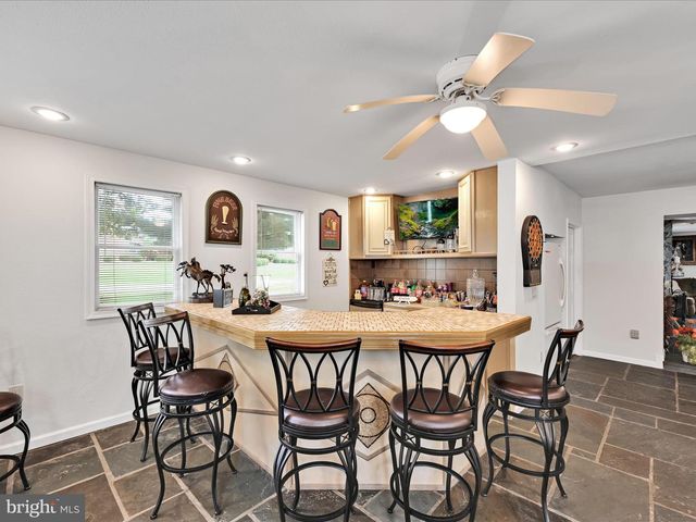 742 POWER RD, Manheim, PA 17545