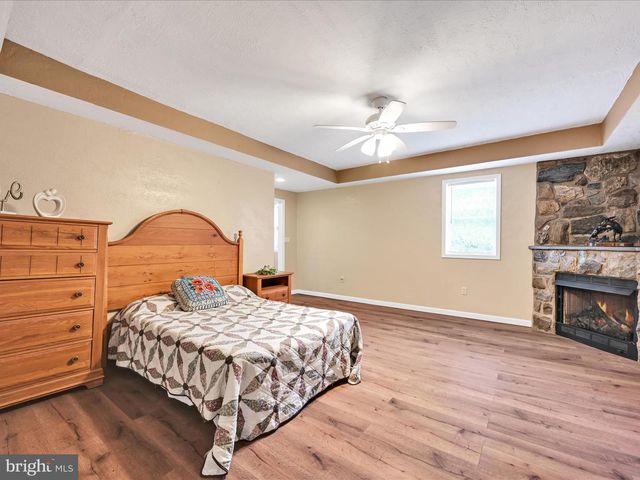742 POWER RD, Manheim, PA 17545