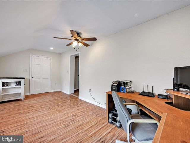 742 POWER RD, Manheim, PA 17545