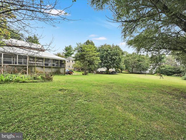 742 POWER RD, Manheim, PA 17545