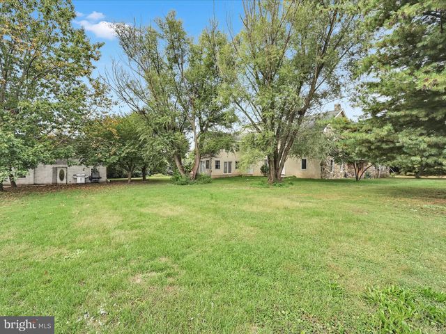 742 POWER RD, Manheim, PA 17545