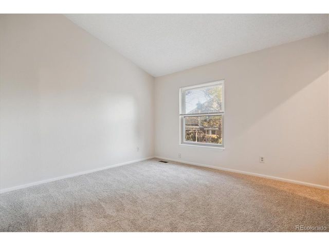 18508 E Whitaker Cir D, Aurora, CO 80015