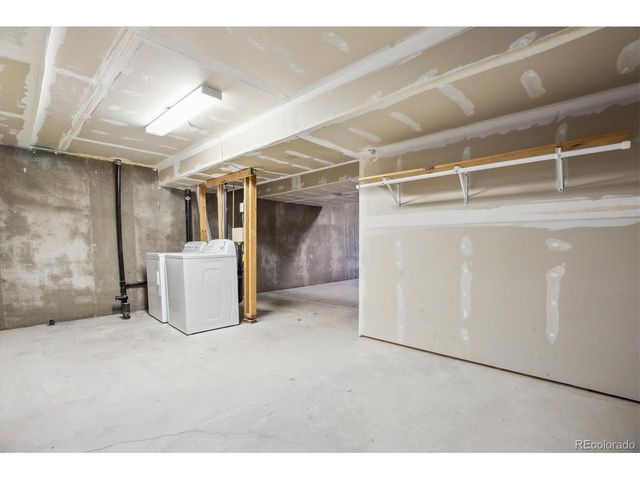 18508 E Whitaker Cir D, Aurora, CO 80015