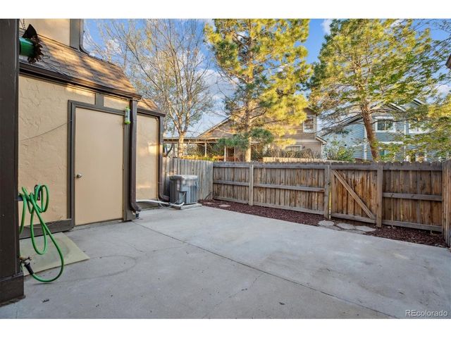 18508 E Whitaker Cir D, Aurora, CO 80015