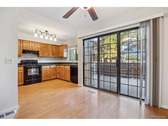 18508 E Whitaker Cir D, Aurora, CO 80015