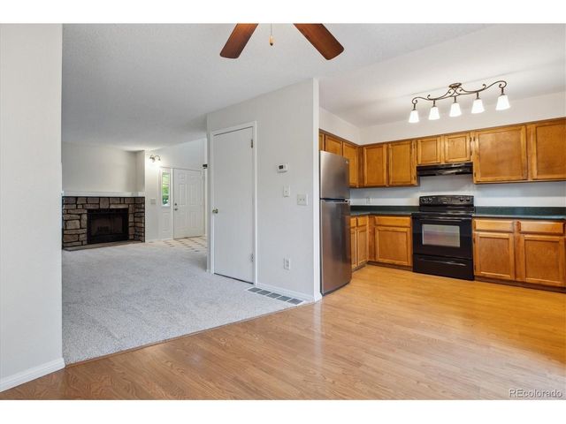 18508 E Whitaker Cir D, Aurora, CO 80015