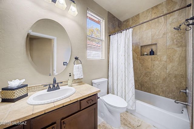 8730 N Walter Hagen Drive, Tucson, AZ 85742